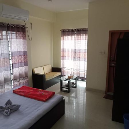 Rose Garden Guest House Khulna ภายนอก รูปภาพ