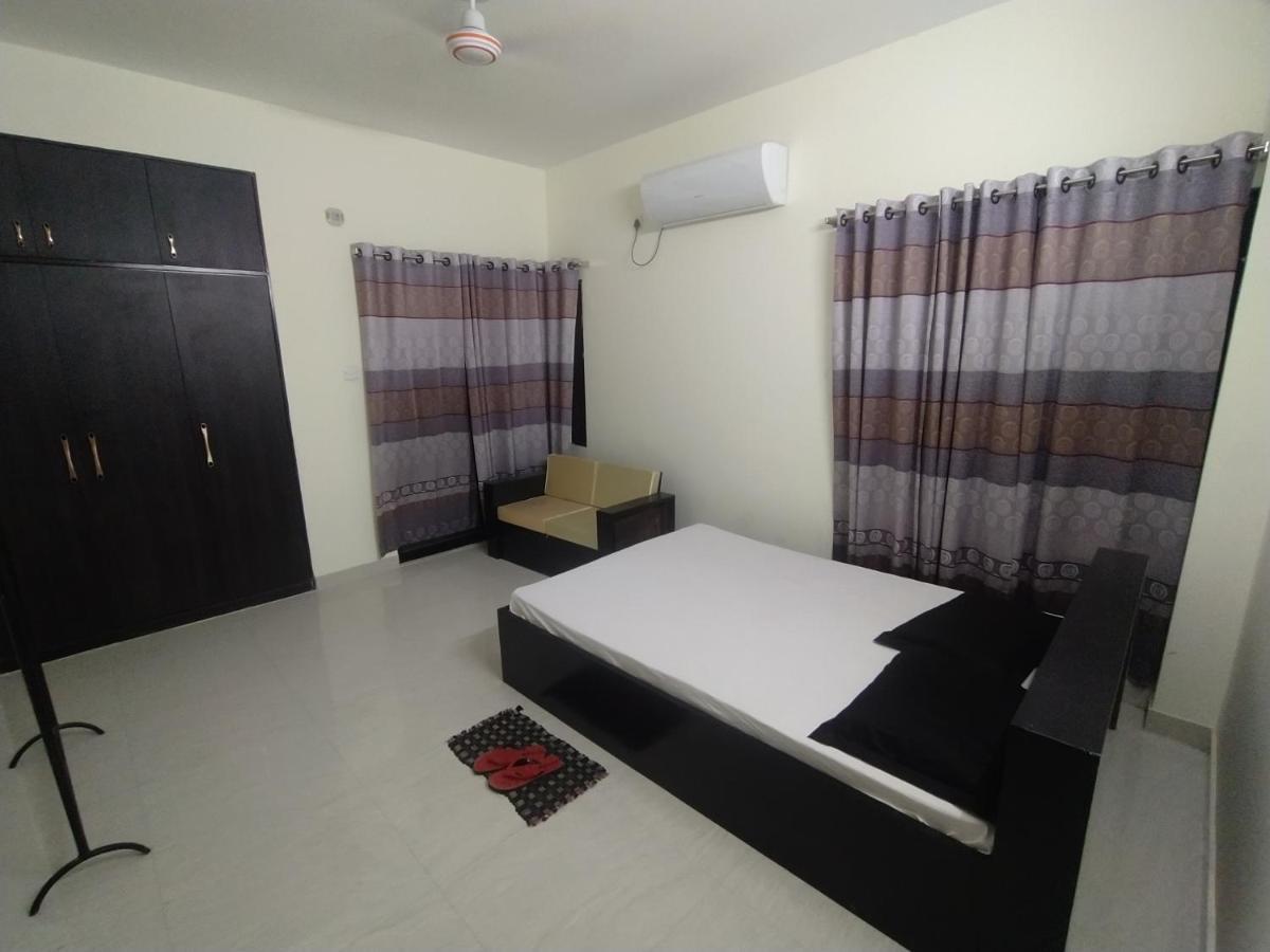Rose Garden Guest House Khulna ภายนอก รูปภาพ