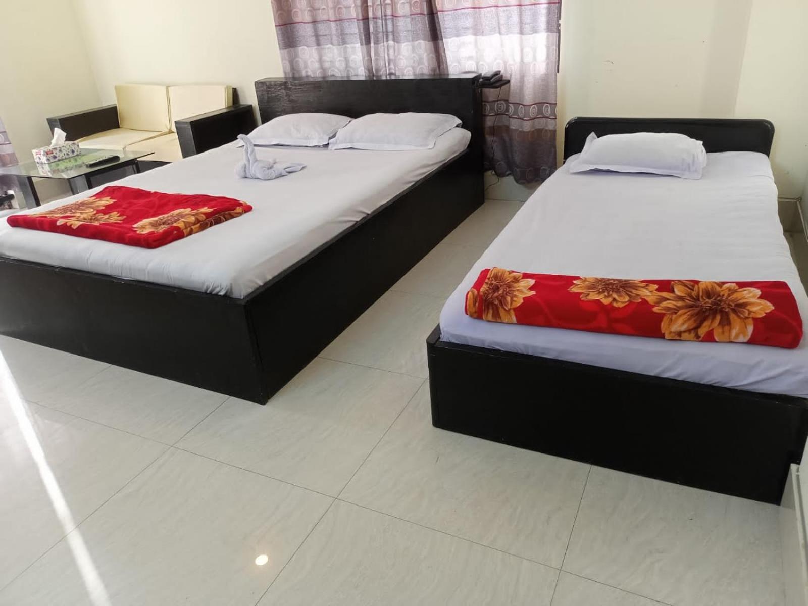 Rose Garden Guest House Khulna ภายนอก รูปภาพ